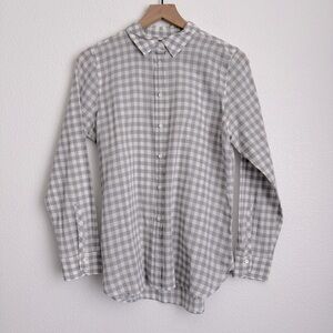 🌻 J. Crew Boys' long-sleeve gingham shirt